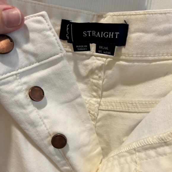 Pants, straight leg jeans, size 16/18 - Picture 4 of 6